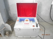 Dielectric tester for insulating oil